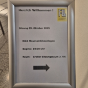 Schild zur FLL Regelausschusssitzung