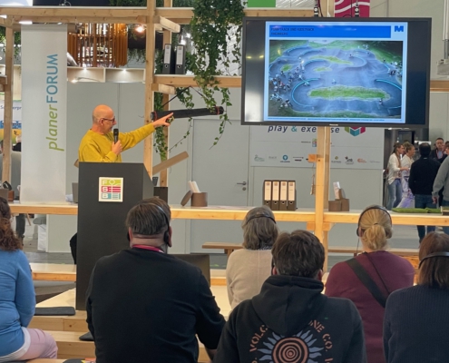 Ralf Maier hält einen Vortrag beim BDLA TAG im planerFORUM