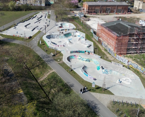 Kooperationsprojekt: Bike- und Skatepark Berlin-Hellersdorf
